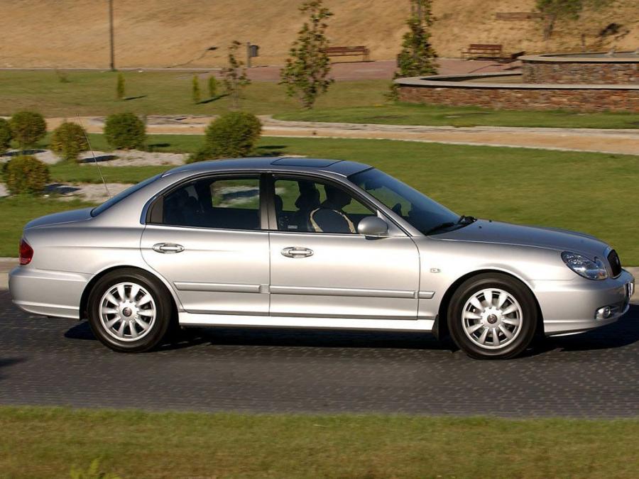  Hyundai Sonata 2001 года  (фото 4 из 16)